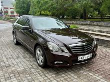 Mercedes-Benz W212 E250 2009 Car