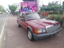 Mercedes-Benz WDB201 1985 Car