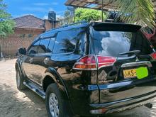 Mitsubishi Montero 2012 SUV