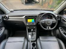 https://riyasewana.com/uploads/mg-zs-29000km-52138196443.jpg