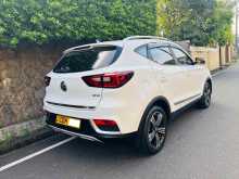 https://riyasewana.com/uploads/mg-zs-premium-17060022783.jpg