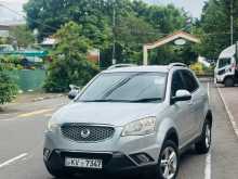 Micro Korando 2013 SUV
