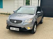 Micro Kyron 2013 SUV