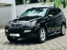 Micro Kyron 2012 SUV