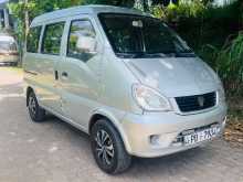 Micro Mpv 3 2009 Van