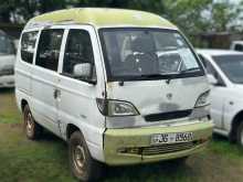 Micro MPV 2004 Van