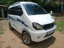 Micro MPV 2007 Van