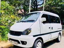 Micro MPV 2006 Van