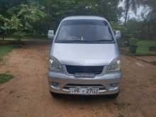 Micro MPV Junior 3 2013 Van