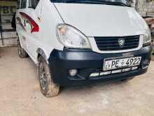 Micro Mpv 3 2012 Van