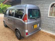 Micro Mpv 2011 Van