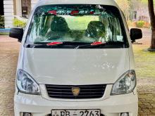 Micro Mpv 2007 Van