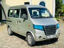 Micro MPV Junior 2014 Van