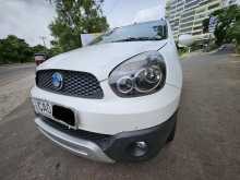 Micro PANDA CROSS 1300 2015 Car