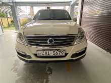 Micro Rexton 2015 SUV