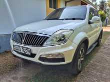 Micro Rexton 2016 SUV