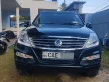Micro Rexton 2015 SUV