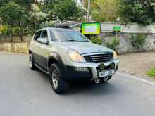 Micro Rexton 2005 SUV