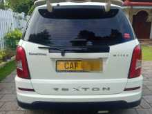 https://riyasewana.com/uploads/micro-rexton-2015-86302412864.jpg