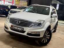 Micro Rexton 2015 SUV