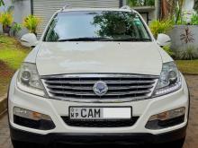 Micro Rexton 2015 SUV