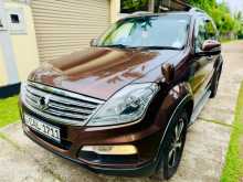 Micro Rexton 2015 SUV