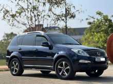 Micro Rexton 2015 SUV