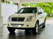 Micro Rexton 2011 SUV