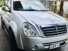 Micro Rexton 2013 SUV