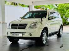 Micro Rexton 2011 SUV