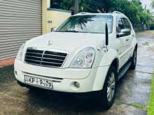 Micro Rexton 2011 SUV