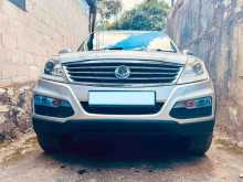 Micro Rexton W 2013 SUV