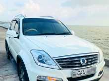 Micro Rexton W RX 200 EXDI 2015 SUV