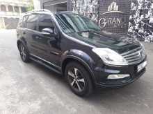 Micro Rexton W 2016 SUV