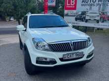 Micro Rexton W 2017 SUV