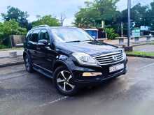 Micro Rexton W 2015 SUV