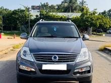 Micro Rexton W 2015 SUV