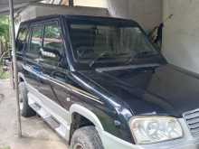 Micro RHINO 2010 SUV