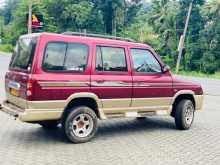 Micro RHINO 2011 SUV