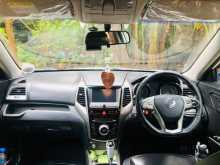 https://riyasewana.com/uploads/micro-ssangyong-tivoli-25122611135.jpg