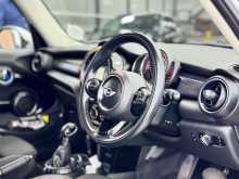 https://riyasewana.com/uploads/mini-cooper-1500cc-2017-1211523112992.jpg