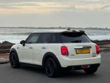 https://riyasewana.com/uploads/mini-cooper-2017-3014501012132.jpg