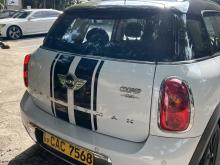 https://riyasewana.com/uploads/mini-countryman-1-6l-817025317716.jpg