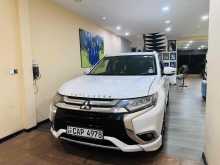 Mitsubishi Outlander 2015 SUV
