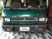 Mitsubishi Mitsubishi 1986 Van