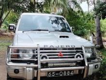 Mitsubishi Pajero 1995 SUV