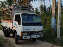 Mitsubishi 10.5 1996 Lorry