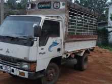 Mitsubishi 10.5 1996 Lorry