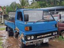 Mitsubishi 12.5 1983 Lorry