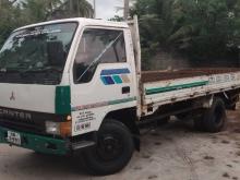 Mitsubishi 14.5 1992 Lorry